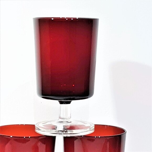 Ruby Red Luminarc Cavalier 4 Glasses 8oz Footed MCM Vintage Water Wine - Picture 2 of 5